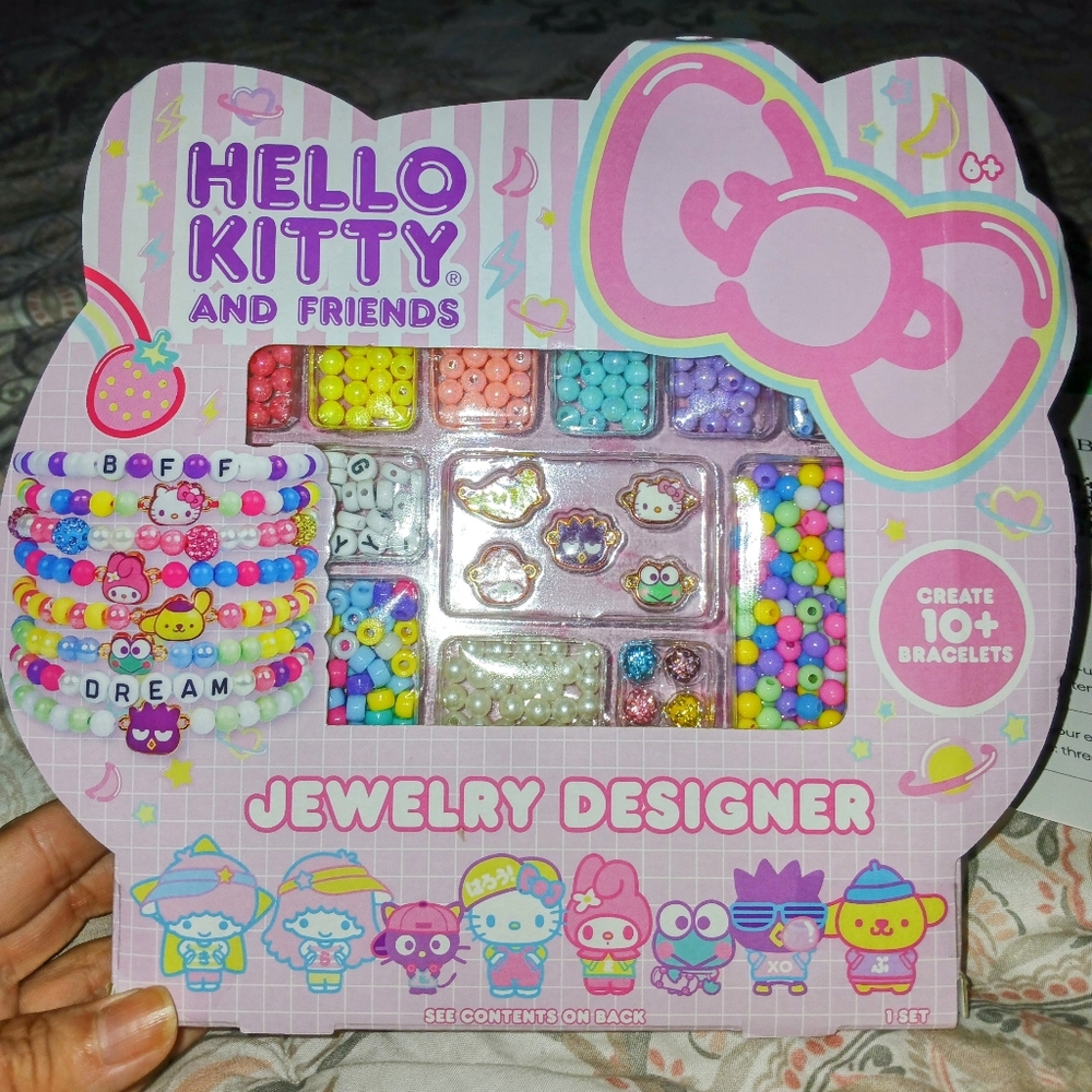 Hello Kitty and Friends Pink Jewelry Designer Kit